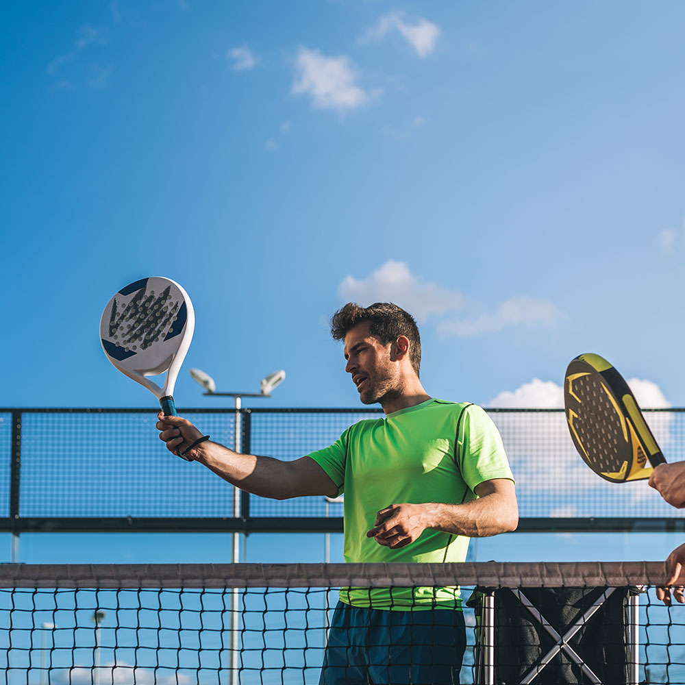 monitor-teaching-padel-class-QAEF7TM.jpg